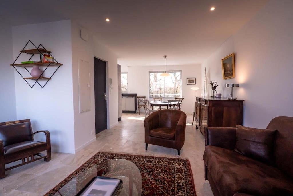 Vue Superbe Sur Tour De La Lanterne T2 Avec Terrasse Remparts 2 Apartment La Rochelle  Bagian luar foto