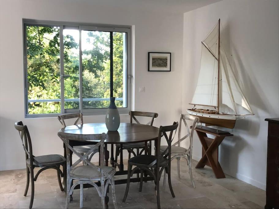 Vue Superbe Sur Tour De La Lanterne T2 Avec Terrasse Remparts 2 Apartment La Rochelle  Bagian luar foto